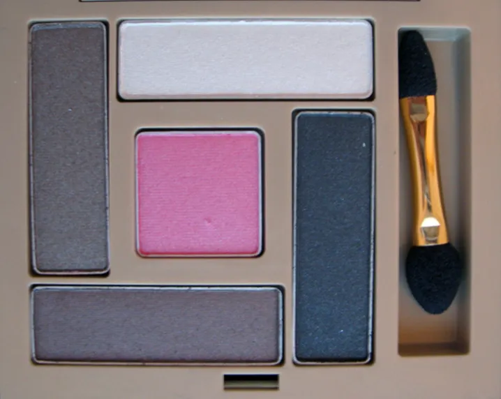 Avon Luxe Black Tie Eyeshadow Palette