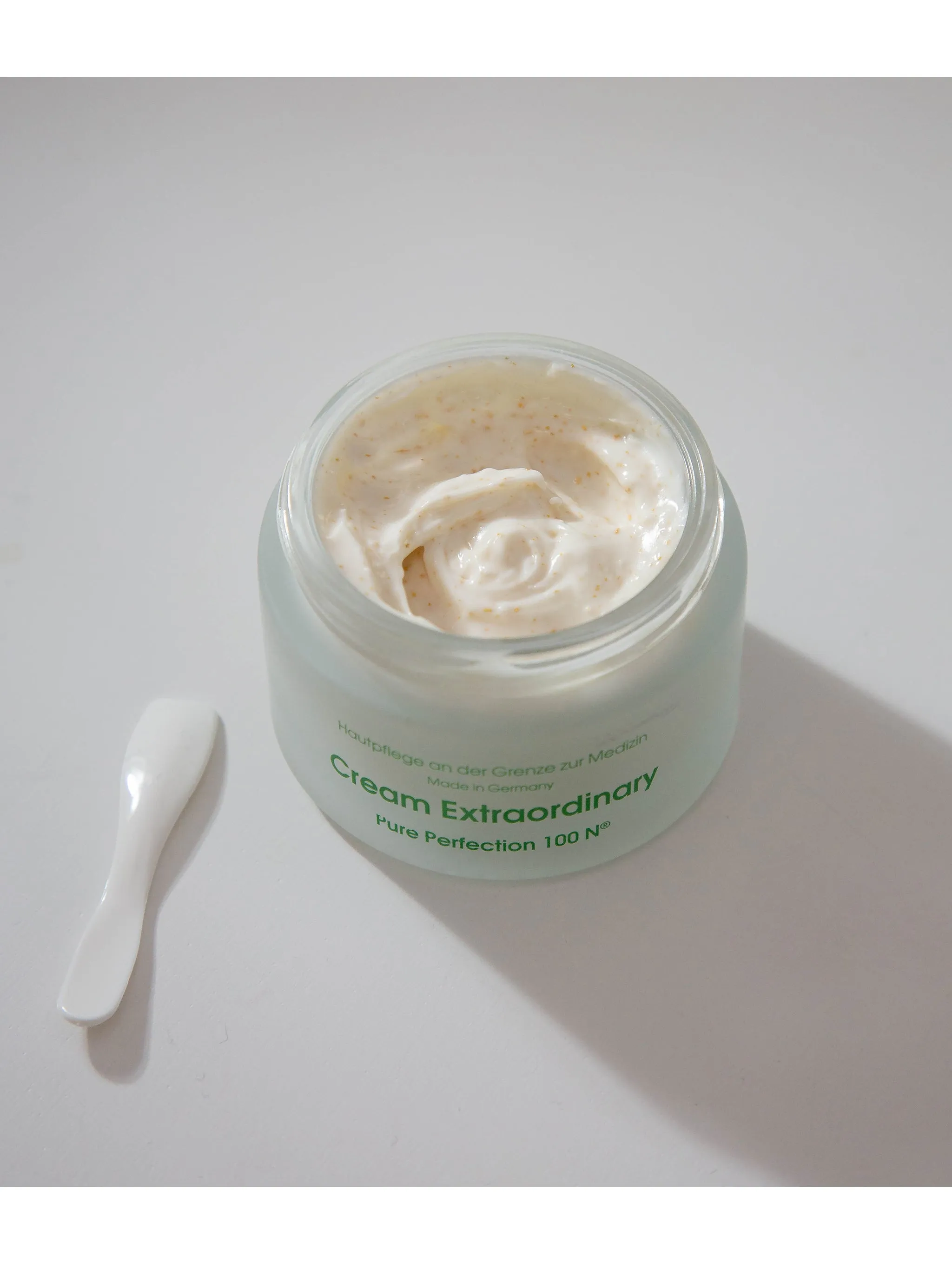 Cream Extraordinary