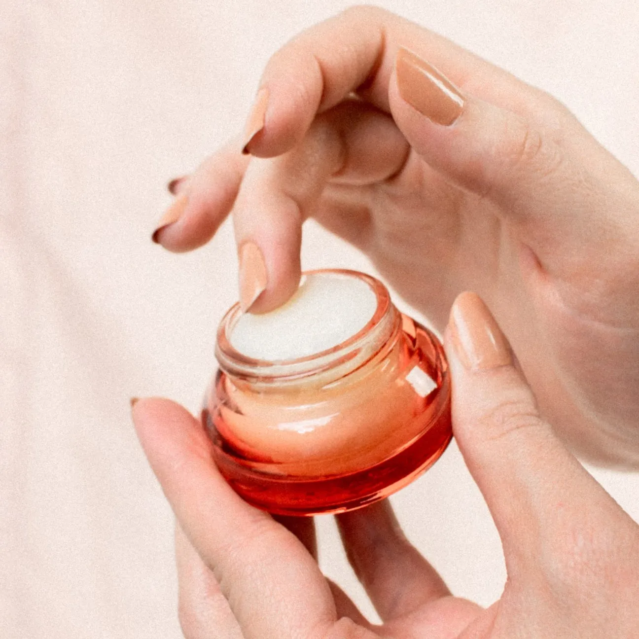 Poppy & Pout Lip Scrub Pomegranate Peach